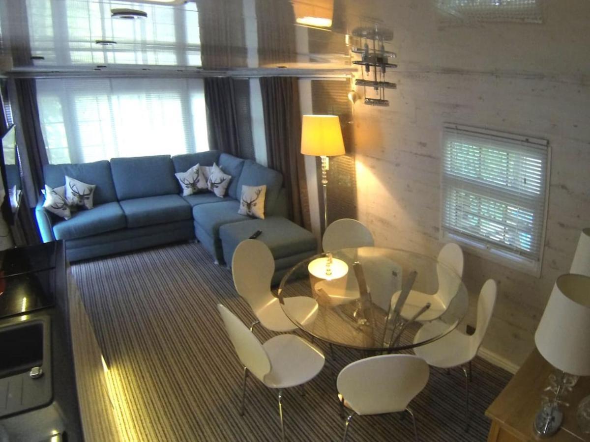 Woodland View - A Place To Escape Apartment Swynnerton Exterior photo